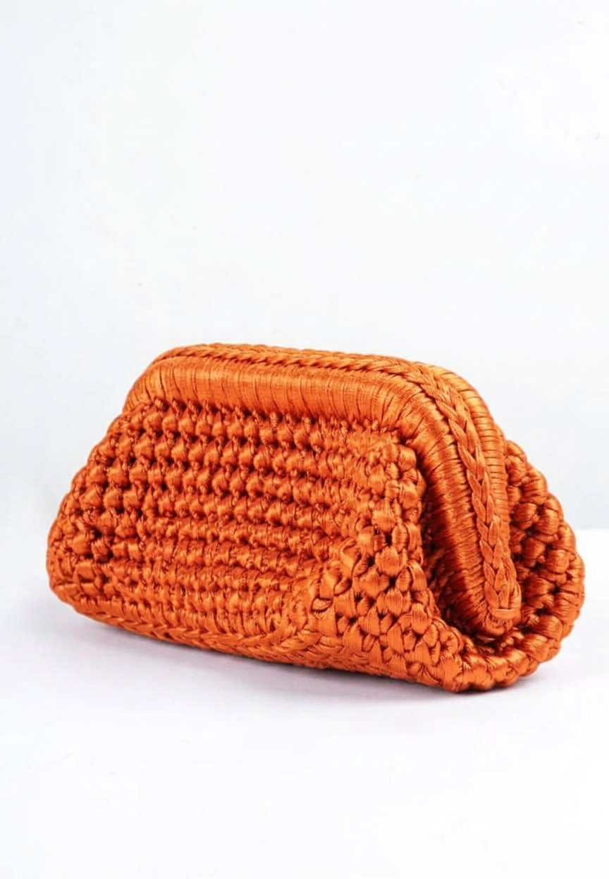 TRENZA CLUTCH